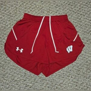 Under Armour Wisconsin Badgers Womens Running Shorts Heatgear Small Color Red